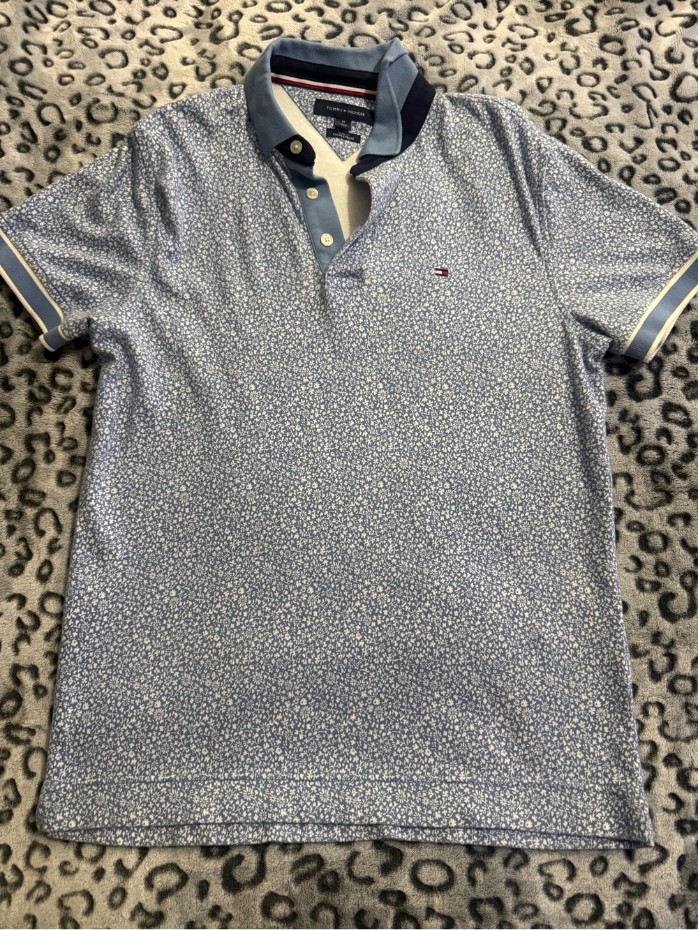 Tommy Hilfiger Light Blue Micro-Print Polo with Navy Trim